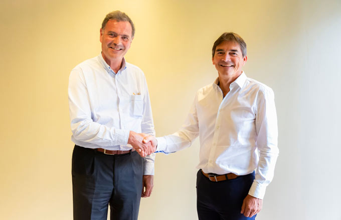 Laurent de Sutter (à gauche), président de l’UIPP, et Philippe Moreau (à droite), président de l’Ameublement français (crédit photo: Photo Up)