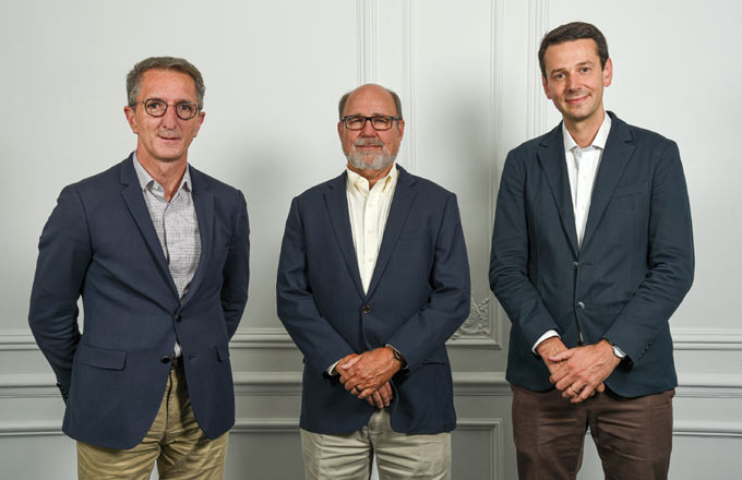 De gauche à droite, Sylvestre Coudert (Forestry Club de France), Marshall Thomas (F&W Forestry Services), Charles Flipo (Everwood) (photo: droits réservés)