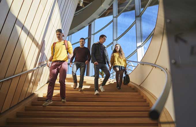 Dans les locaux de l’École supérieure du bois à Nantes (crédit photo: Hadrien Brunner/ESB)