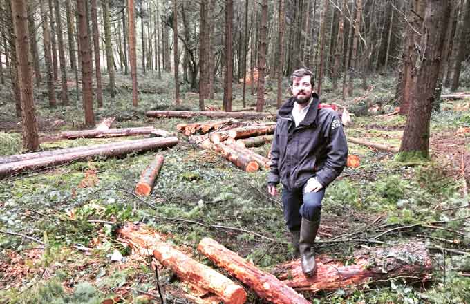 EcoTree associe cinq cofondateurs, tous trentenaires, dont Vianney de La Brosse, le forestier de l’équipe