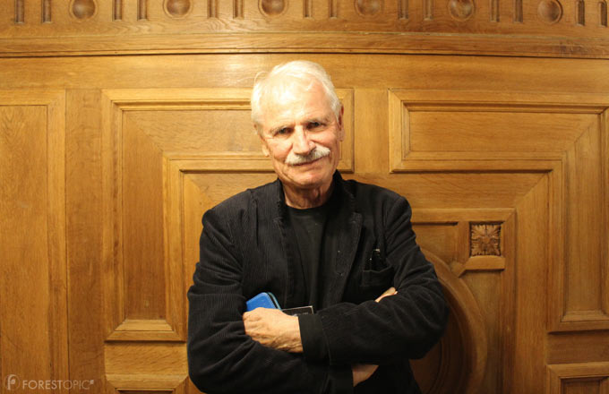 Yann Arthus-Bertrand, photographe, réalisateur, parrain de Restaurons Notre-Dame