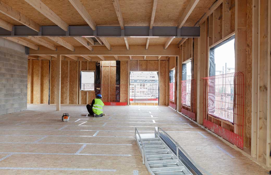 Logements en surélévation bois à Paris 13 (photo Édouard Marano)