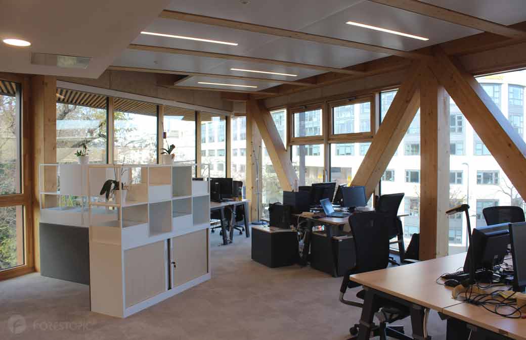 Espace de bureaux au siège social de l’ONF (crédit photo: CC/Forestopic)