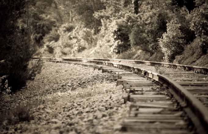 Voie de chemin de fer (crédit photo: Antonin Rémond)